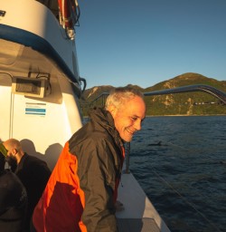 4 Matthew Canzonetti on dolphin spotting boat trip2