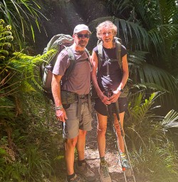 Nydia Track to Nydia lodge 