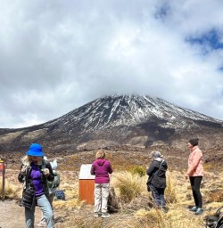 4 guests exploring Tongariro SN28OCT25