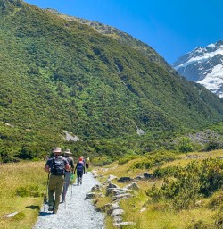 Hiking Mount Cook National Park