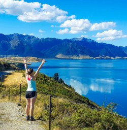 Lake Hawea scenery