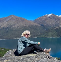 Lake Matheson adventure hiking tours