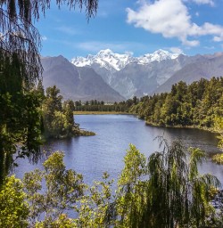 Lake Matheson, West Coast New Zealand