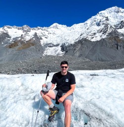 Mount Cook National Park hiking adventure