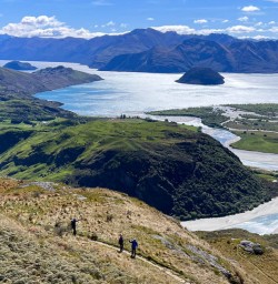 Rocky Mountain New Zealand hiking and adventure tours