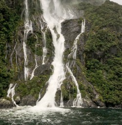 Stirling Falls, Milford Sound Fiordland Southland New Zealand