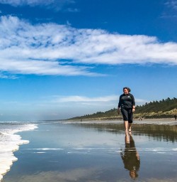 Superguide on a beach stroll
