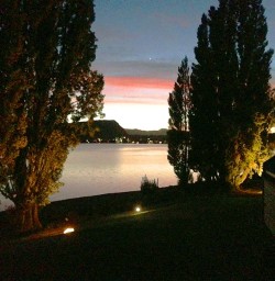sunset at wanaka new zealand