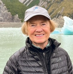Solo guest at Tasman Lake