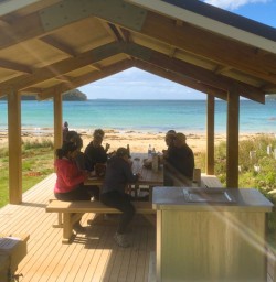 4. Guests lunch on Stewart Island