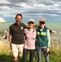 4. Guide Ross and two guests Godley Head Track