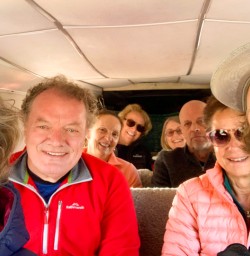 4. Guide Tom selfie with guests flight to Stewart Island