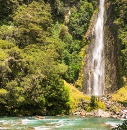 4. Haast pass waterfall