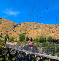 Arrow River bridges trail 