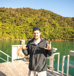 5 Guide Tim G Lochmara dockside2