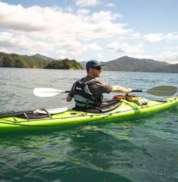 5 Guide kayaking2