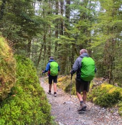 5 Hikers on Guided Routeburn Track Walk
