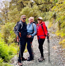 Hiking tours on the Routeburn Track