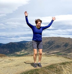 New Zealand hiking tours Queenstown 