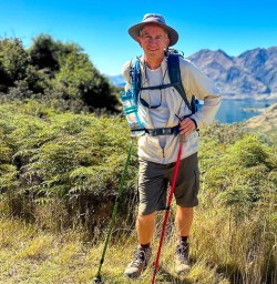 Rocky Mountain and Diamond Lake Track luxury hiking tours 