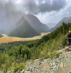 5 Routeburn Track Group Moody Views Header