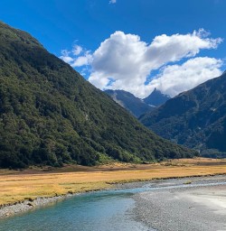 Small group tours in New Zealand 2