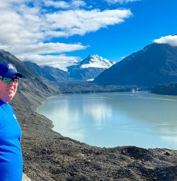 Tasman Lake luxury hiking tours