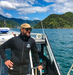 Boat to Lochmara