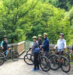 Cycle tour through Arrowtown