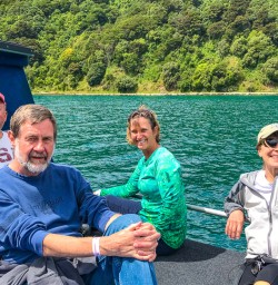 Water taxi to Lochmara