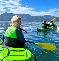 Kayaking tour in Queen Charlotte Sound