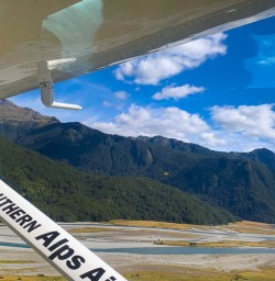 Mount Aspiring National Park hiking tours