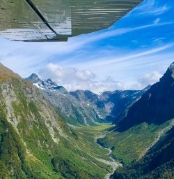Scenic flight to Siberia Valley tours 
