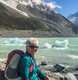 Guest at the Hooker Lake, Canterbury New Zealand