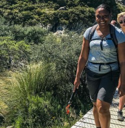 Hiking the Hooker Valley Track, Canterbury New Zealand