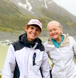 6. Two happy guests Hooker Lake