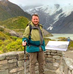 6. Solo guest Hooker Valley Track