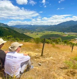 6. Guest couple Nelson Lakes views