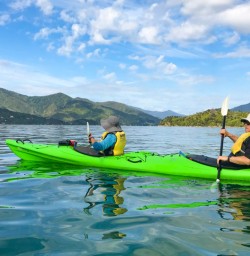 6. Guests tandem kayaking Lochmara