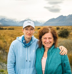 6. Two guests portrait Mt Cook