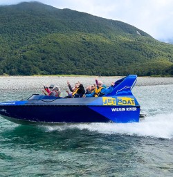 Jet boat adventure tours 