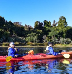 Lake Mapourika kayaking adventure 