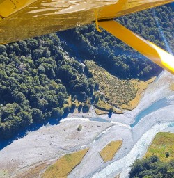Scenic flight into Siberia Valley 