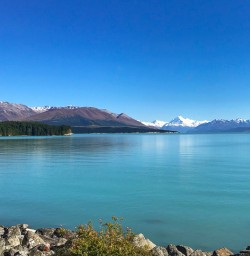 Blue day at Lake Pukaki
