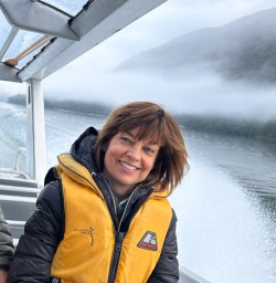Boat to Martins Bay tour