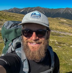 8 Guide Tom Bushline Hut Hike 17FEB25