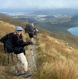8 Hikers in Nelson Lakes National Park 17FEB25