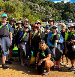 Kayaking Queen Charlotte Sound 
