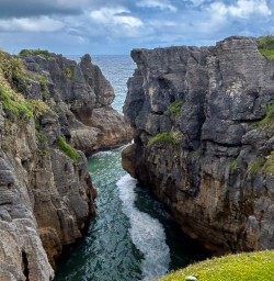 Pancake Rocks walking tours 