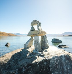 Lake Tekapo rock art